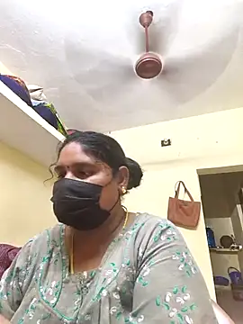 Villageanuty online show from 10-16-25, 06:25