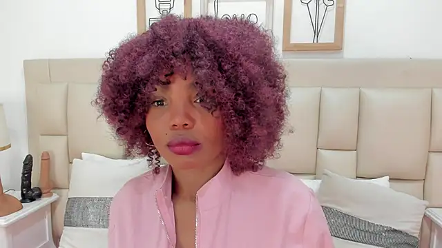 Snapshot of dakhota___ chatting on 09-30-25, 11:15 dakhota online show from 09-30-25, 11:15