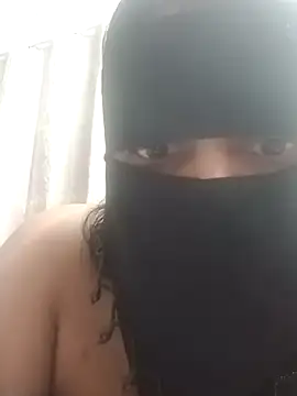 Farihasultanaxh online show from 10-26-25, 08:26