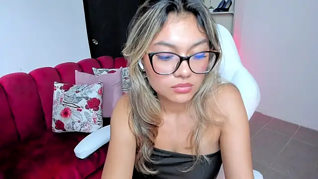Snapshot of Tatiana_mendoza chatting on 09-20-25, 04:30 Tatiana mendoza online show from 09-20-25, 04:30