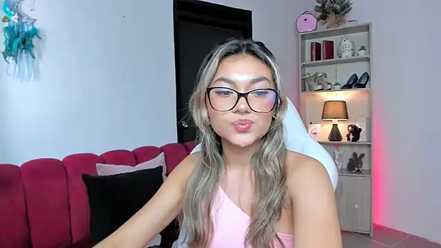 Snapshot of Tatiana_mendoza chatting on 09-23-25, 02:20 Tatiana mendoza online show from 09-23-25, 02:20