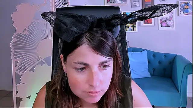 Snapshot of MartaEdams chatting on 09-11-25, 09:20 MartaEdams online show from 09-11-25, 09:20