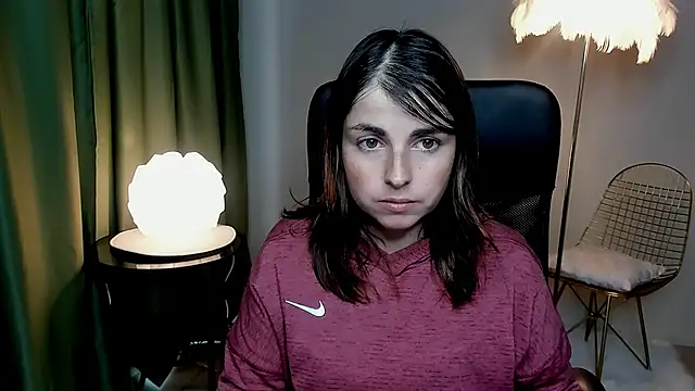 Snapshot of MartaEdams chatting on 10-13-25, 06:24 MartaEdams online show from 10-13-25, 06:24