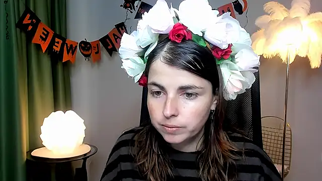 Snapshot of MartaEdams chatting on 10-25-25, 06:10 MartaEdams online show from 10-25-25, 06:10