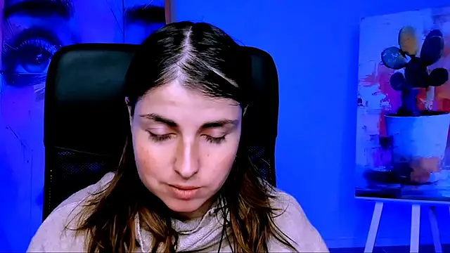 Snapshot of MartaEdams chatting on 11-12-25, 06:14 MartaEdams online show from 11-12-25, 06:14