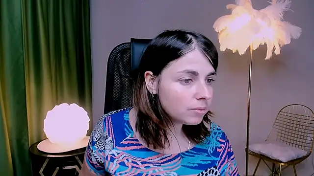 Snapshot of MartaEdams chatting on 11-28-25, 06:16 MartaEdams online show from 11-28-25, 06:16