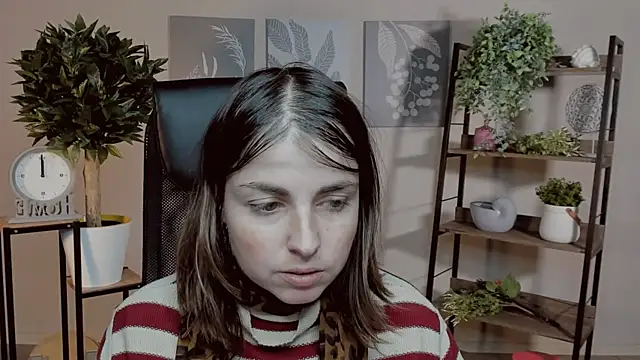 Snapshot of MartaEdams chatting on 12-03-25, 06:21 MartaEdams online show from 12-03-25, 06:21