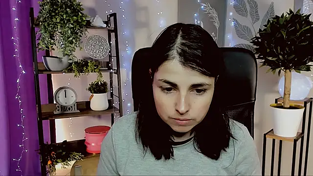 Snapshot of MartaEdams chatting on 02-21-26, 06:03 MartaEdams online show from 02-21-26, 06:03