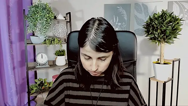 Snapshot of MartaEdams chatting on 03-03-26, 06:19 MartaEdams online show from 03-03-26, 06:19