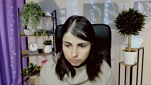 Snapshot of MartaEdams chatting on 03-04-26, 06:08 MartaEdams online show from 03-04-26, 06:08