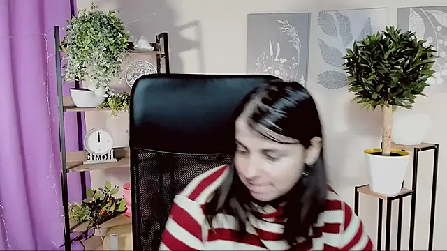 Snapshot of MartaEdams chatting on 03-11-26, 06:19 MartaEdams online show from 03-11-26, 06:19