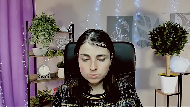 Snapshot of MartaEdams chatting on 03-13-26, 06:20 MartaEdams online show from 03-13-26, 06:20