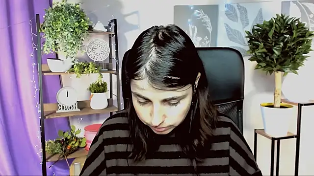 Snapshot of MartaEdams chatting on 03-16-26, 07:01 MartaEdams online show from 03-16-26, 07:01