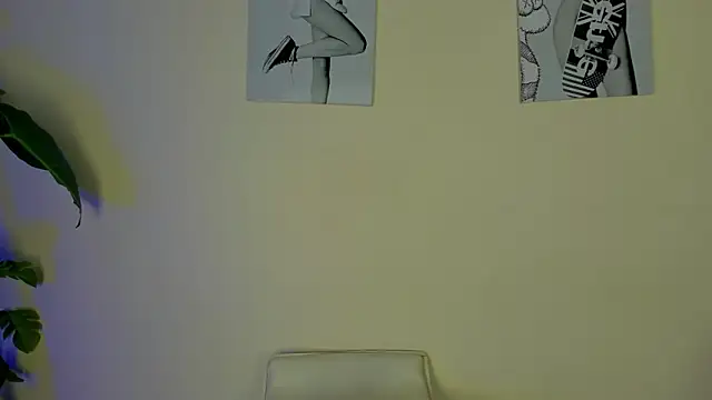 Snapshot of SamayRyann chatting on 01-06-26, 01:26 SamayRyann online show from 01-06-26, 01:26