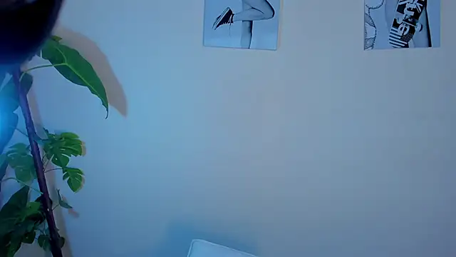 Snapshot of SamayRyann chatting on 01-10-26, 01:24 SamayRyann online show from 01-10-26, 01:24