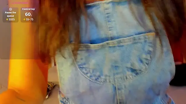 Snapshot of SamayRyann chatting on 02-05-26, 01:16 SamayRyann online show from 02-05-26, 01:16