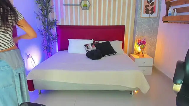 Snapshot of SamayRyann chatting on 03-02-26, 01:51 SamayRyann online show from 03-02-26, 01:51