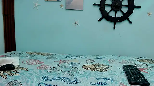 Snapshot of eladyrous98 chatting on 10-11-25, 04:49 eladyrous98 online show from 10-11-25, 04:49