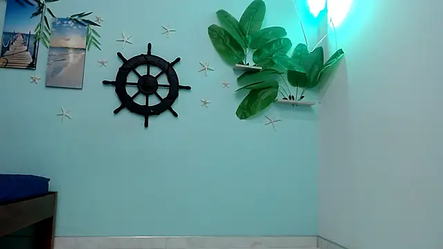 Snapshot of eladyrous98 chatting on 11-27-25, 01:57 eladyrous98 online show from 11-27-25, 01:57