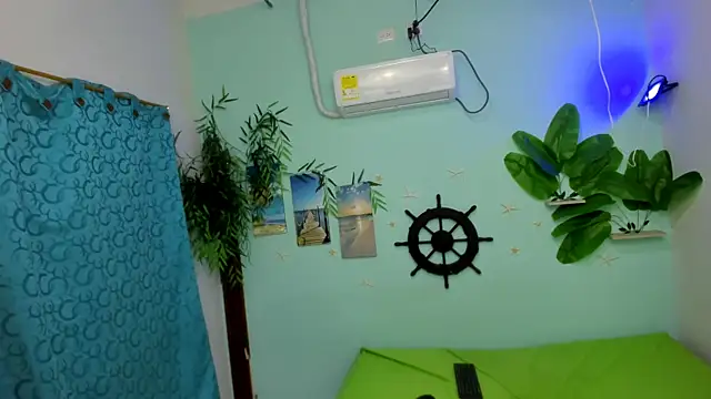 Snapshot of eladyrous98 chatting on 03-07-26, 02:36 eladyrous98 online show from 03-07-26, 02:36