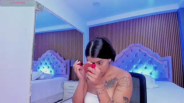 SelenaStonne online show from 10-19-25, 07:47