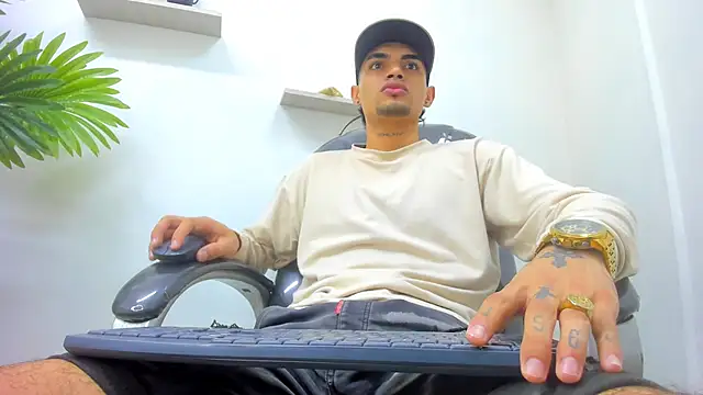 ariess king online show from 11-05-25, 04:23