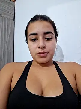 Snapshot of channell0 chatting on 09-17-25, 06:04 channell0 online show from 09-17-25, 06:04