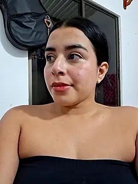 Snapshot of channell0 chatting on 09-25-25, 05:44 channell0 online show from 09-25-25, 05:44