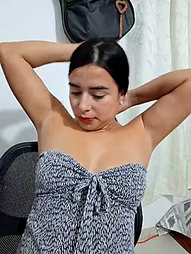 Snapshot of channell0 chatting on 09-30-25, 05:34 channell0 online show from 09-30-25, 05:34