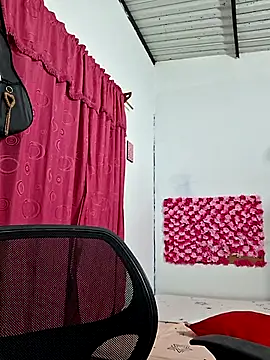 Snapshot of channell0 chatting on 10-07-25, 05:48 channell0 online show from 10-07-25, 05:48