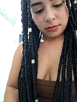 Snapshot of channell0 chatting on 11-29-25, 05:10 channell0 online show from 11-29-25, 05:10