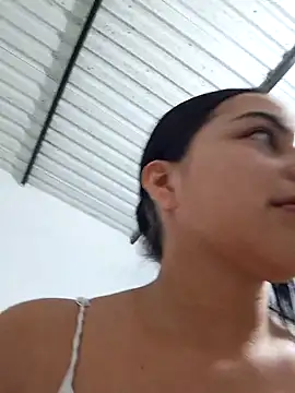 Snapshot of channell0 chatting on 12-19-25, 05:47 channell0 online show from 12-19-25, 05:47