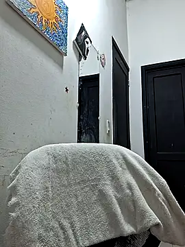 Snapshot of channell0 chatting on 12-21-25, 05:03 channell0 online show from 12-21-25, 05:03