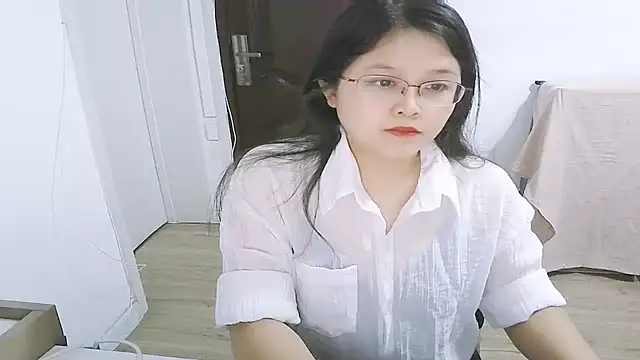 Snapshot of 98bunny chatting on 10-16-25, 02:40 98bunny online show from 10-16-25, 02:40