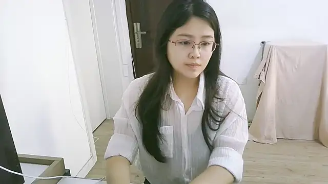 Snapshot of 98bunny chatting on 11-03-25, 02:02 98bunny online show from 11-03-25, 02:02