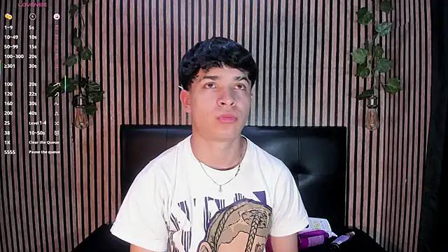 Snapshot of Felipe_boy1 chatting on 09-09-25, 03:50 Felipe boy1 online show from 09-09-25, 03:50