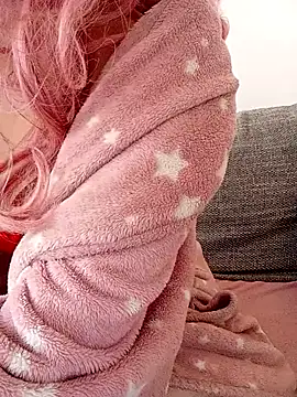 Alicia1010xh online show from 10-13-25, 06:57