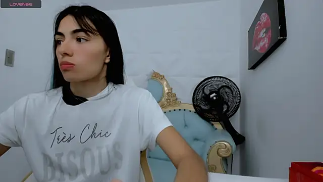 Snapshot of eimy_skinny_ chatting on 01-16-26, 12:31 eimy skinny online show from 01-16-26, 12:31