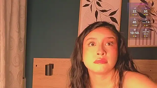 SarahMiler  online show from 09-10-25, 11:43