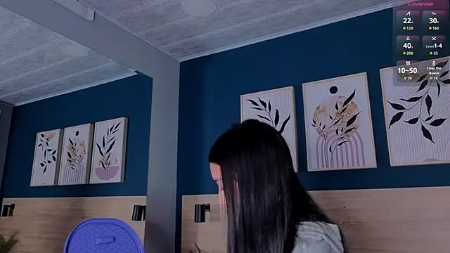 SarahMiler  online show from 09-15-25, 12:16