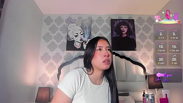 SarahMiler  online show from 11-01-25, 07:49