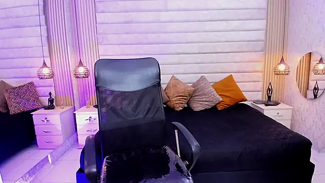 VictoriaaBlair online show from 03-10-26, 07:08