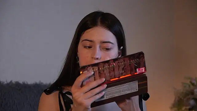 ywixos online show from 10-25-25, 11:29