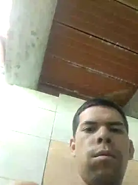 Snapshot of Gabrielxxx440 chatting on 09-21-25, 09:05 Gabrielxxx440 online show from 09-21-25, 09:05