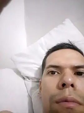 Snapshot of Gabrielxxx440 chatting on 11-03-25, 01:23 Gabrielxxx440 online show from 11-03-25, 01:23