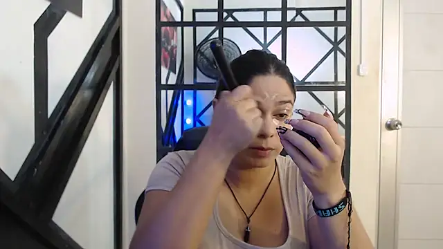 Snapshot of lucia_ht chatting on 10-08-25, 12:30 lucia ht online show from 10-08-25, 12:30