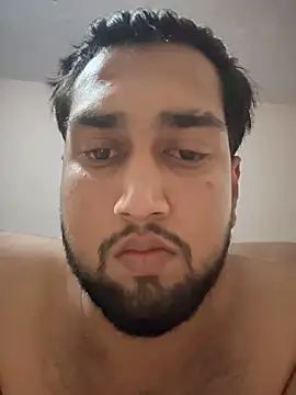 Snapshot of aka_big chatting on 11-23-25, 04:40 aka big online show from 11-23-25, 04:40