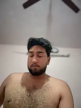 Snapshot of aka_big chatting on 12-16-25, 02:11 aka big online show from 12-16-25, 02:11