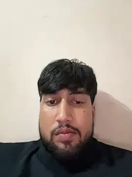 Snapshot of aka_big chatting on 12-19-25, 10:50 aka big online show from 12-19-25, 10:50