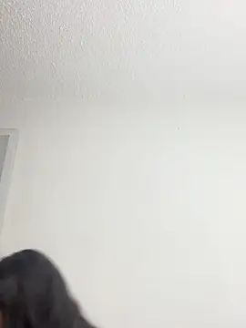 Issa Santana online show from 12-19-25, 08:38